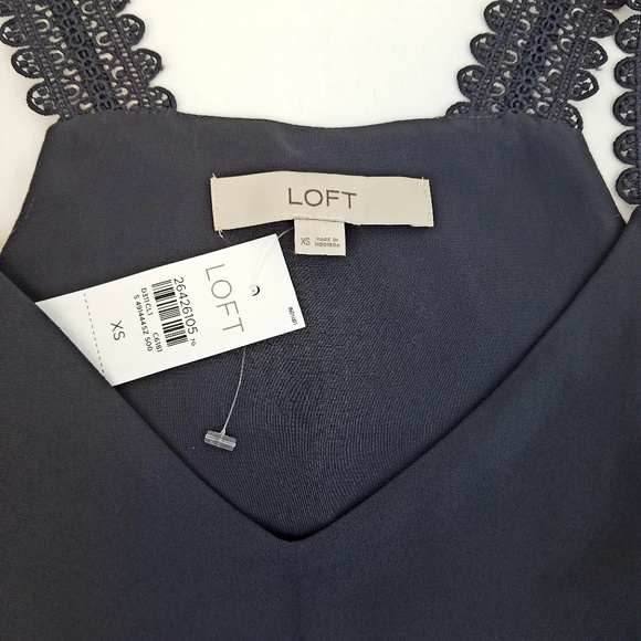 NWT LOFT Sleeveless Blouse/ Top Size SP - Picture 8 of 8